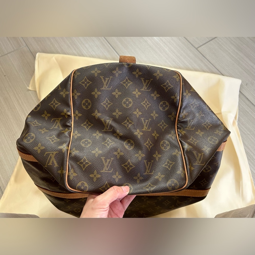 Authentic Louis Vuitton Vintage duffle bag 45 - Picture 4 of 14